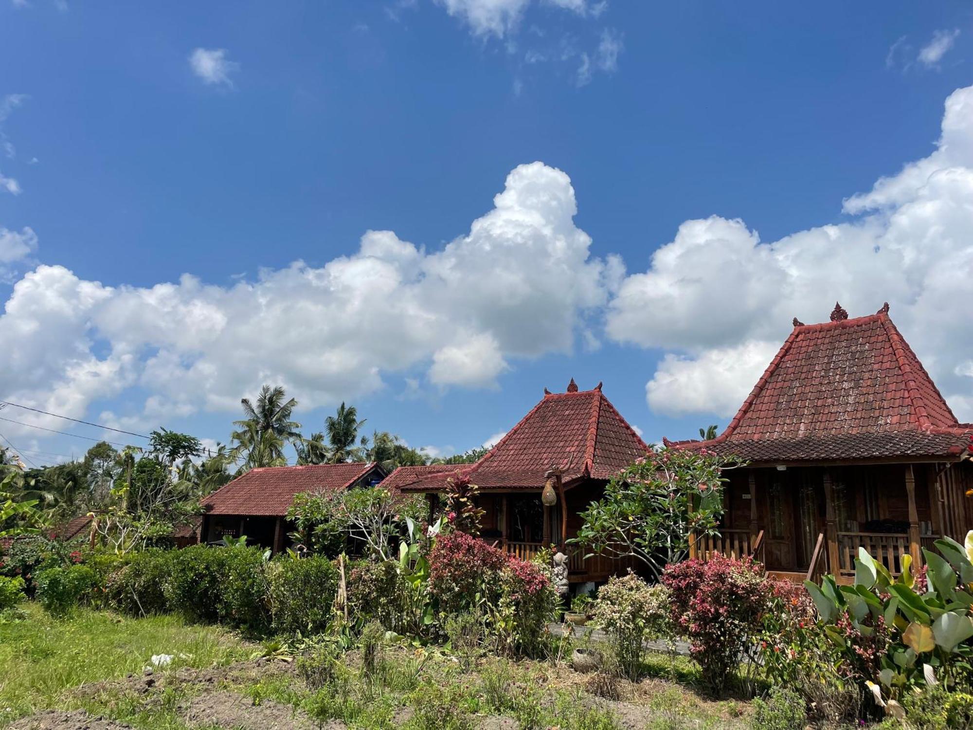 Sirya Farm House Meliling Exterior foto