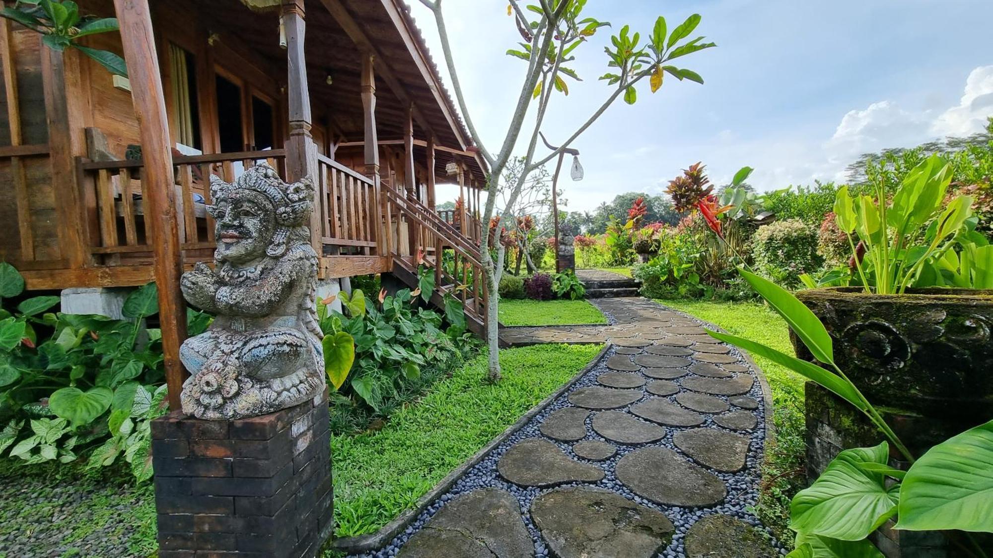 Sirya Farm House Meliling Exterior foto